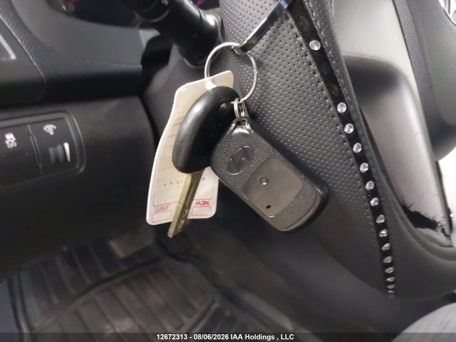 12672313 :رقم المزاد ، KMHCT5AE5FU211557 vin ، 2015 Hyundai Accent Le مزاد بيع