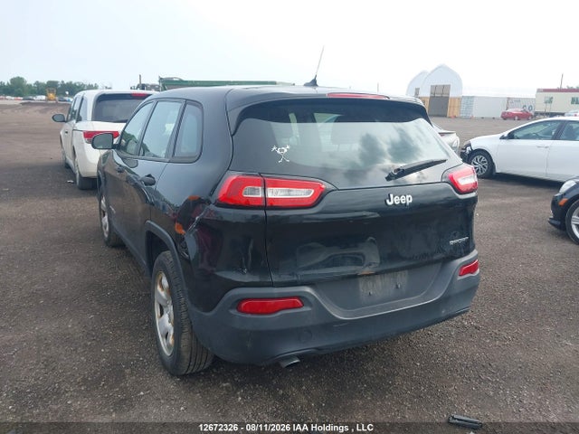 1C4PJLAB8FW638094 Jeep Cherokee Sport