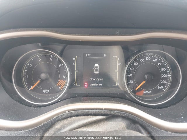 1C4PJLAB8FW638094 Jeep Cherokee Sport