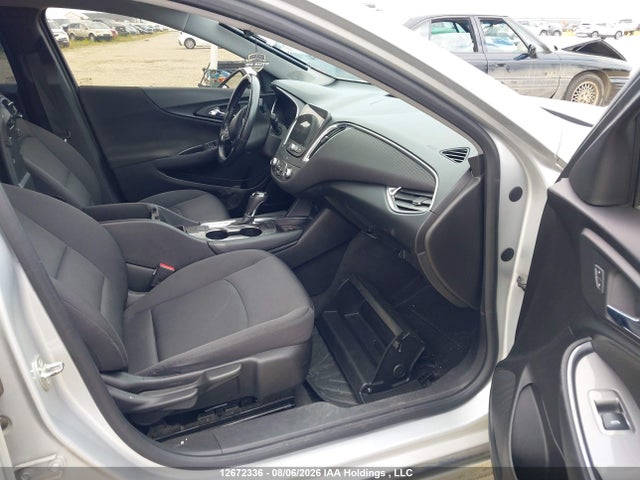 Chevrolet MALIBU LT 2018 1G1ZD5ST3JF100455 Image 5