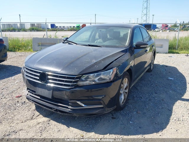 1VWAA7A37JC024960 Volkswagen Passat S/r-line