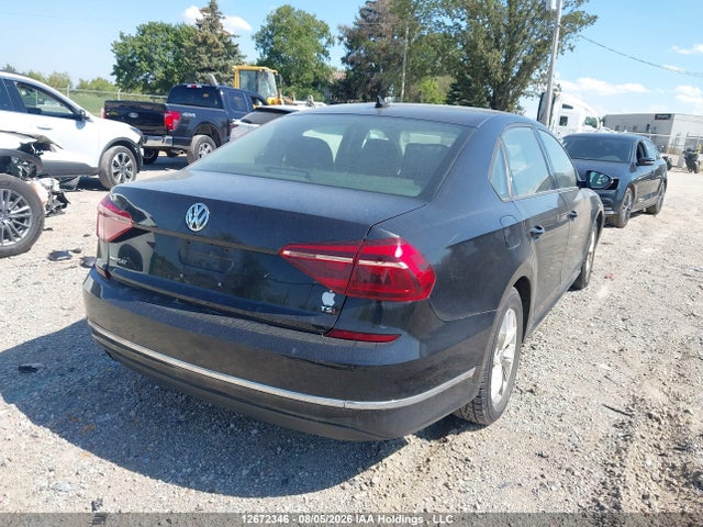 1VWAA7A37JC024960 Volkswagen Passat S/r-line