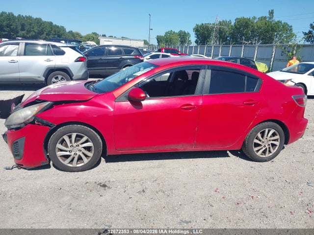 12672353 :رقم المزاد ، JM1BL1UF1B1467901 vin ، 2011 Mazda 3 I مزاد بيع