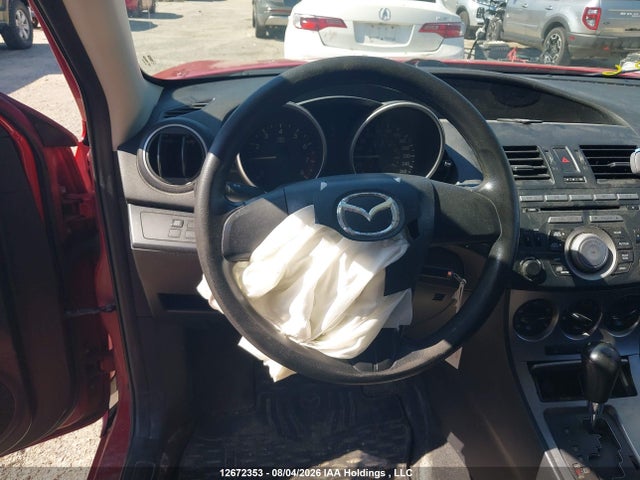 12672353 :رقم المزاد ، JM1BL1UF1B1467901 vin ، 2011 Mazda 3 I مزاد بيع