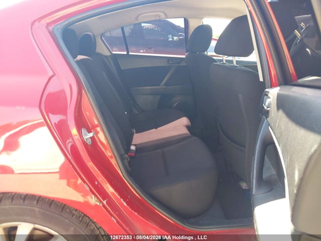 12672353 :رقم المزاد ، JM1BL1UF1B1467901 vin ، 2011 Mazda 3 I مزاد بيع