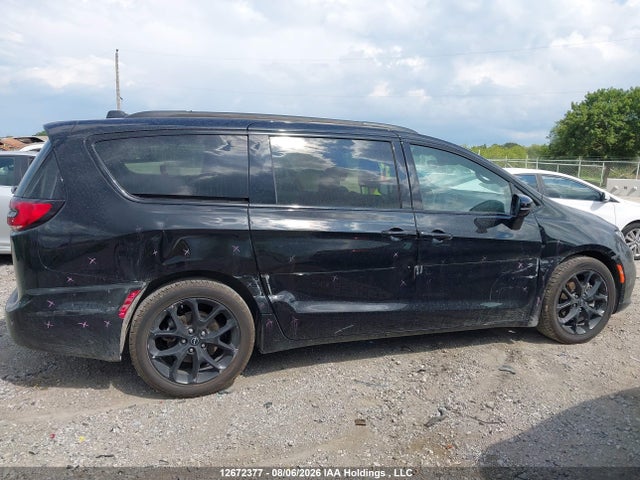 Chrysler Pacifica Limited 2025 2C4RC1GG2SR603404 Image 13