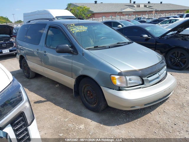 Продажа на аукционе авто 2000 Toyota Sienna Le/xle, vin: 4T3ZF13C2YU195074, номер лота: 12672382