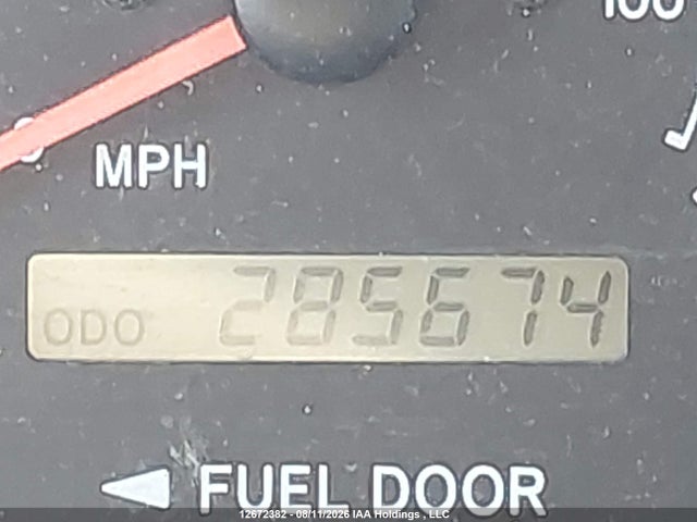 12672382 :رقم المزاد ، 4T3ZF13C2YU195074 vin ، 2000 Toyota Sienna Le/xle مزاد بيع