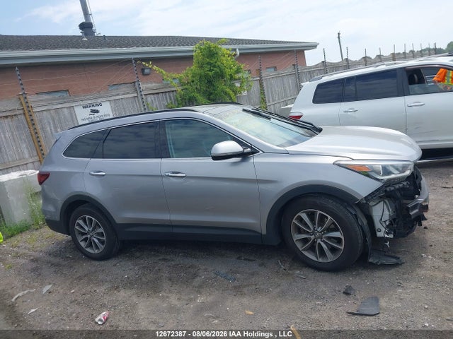 12672387 :رقم المزاد ، KM8SNDHFXHU216058 vin ، 2017 Hyundai Santa Fe Xl مزاد بيع