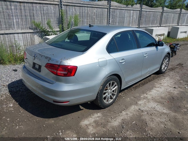 12672396 :رقم المزاد ، 3VW1K7AJ6FM257441 vin ، 2015 Volkswagen Jetta S مزاد بيع