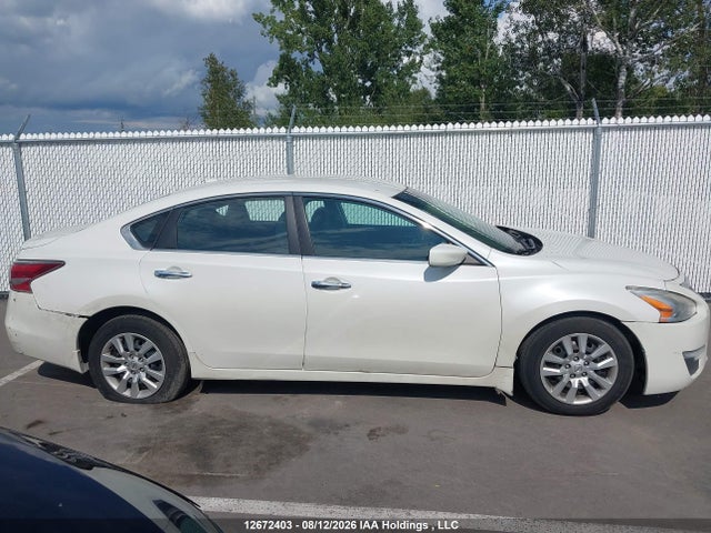 Nissan Altima 2015 1N4AL3AP9FN358157 Image 13