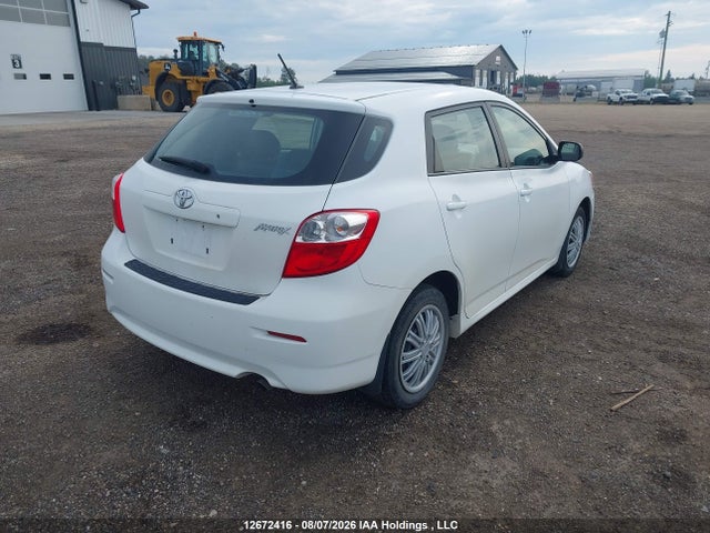 2013 Toyota Corolla Matrix მანქანა იყიდება აუქციონზე, vin: 2T1KU4EEXDC083392, აუქციონის ნომერი: 12672416