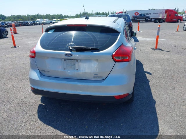 Ford FOCUS SE 2016 1FADP3K28GL353243 Image 16