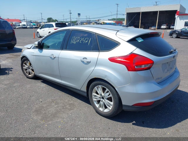 Ford FOCUS SE 2016 1FADP3K28GL353243 Image 3