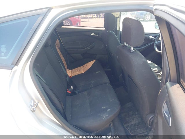 Ford FOCUS SE 2016 1FADP3K28GL353243 Image 8