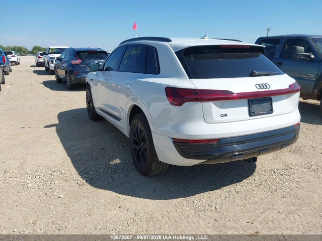 12672507 :رقم المزاد ، WA14ABGE5RB020834 vin ، 2024 Audi Q8 E-tron مزاد بيع