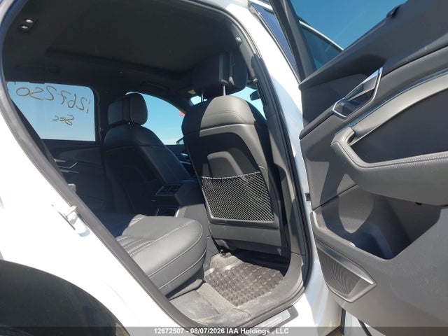 12672507 :رقم المزاد ، WA14ABGE5RB020834 vin ، 2024 Audi Q8 E-tron مزاد بيع