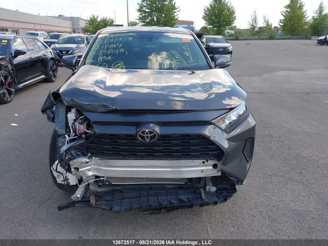 12672517 :رقم المزاد ، 2T3Z1RFV4NW236018 vin ، 2022 Toyota Rav4 Le مزاد بيع