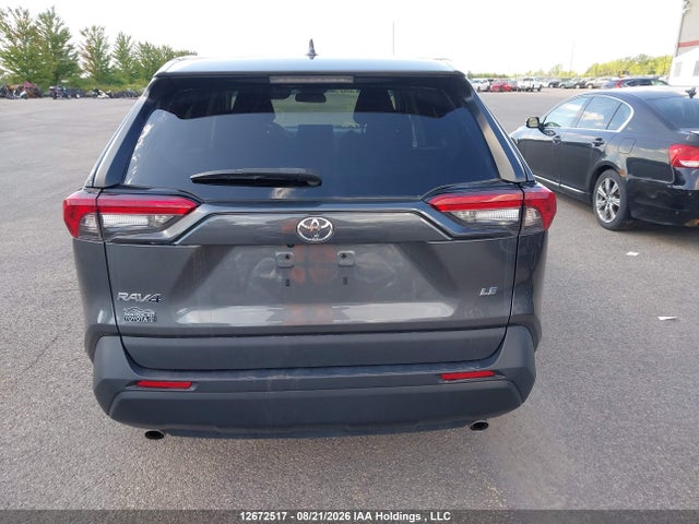 12672517 :رقم المزاد ، 2T3Z1RFV4NW236018 vin ، 2022 Toyota Rav4 Le مزاد بيع