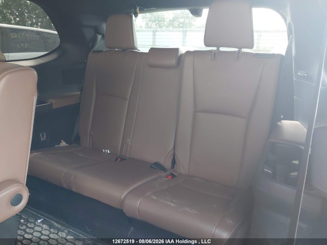 5TDADAB57RS008243 Toyota Grand Highlander