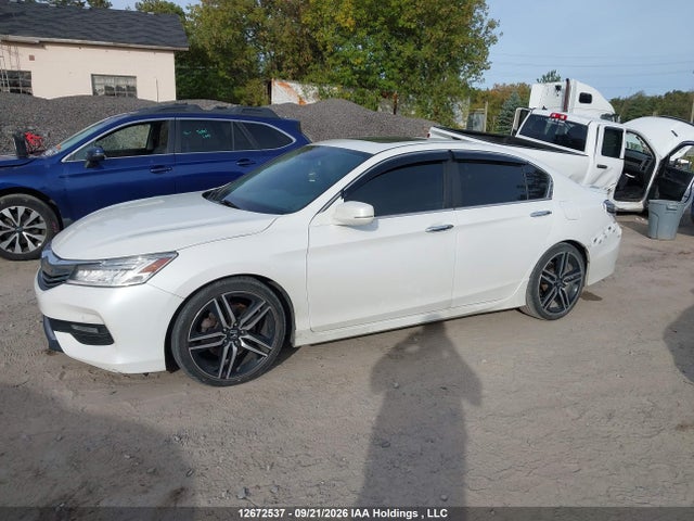 12672537 :رقم المزاد ، 1HGCR2F03GA807477 vin ، 2016 Honda Accord Touring مزاد بيع
