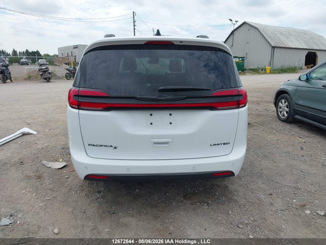 Chrysler Pacifica Limited 2025 2C4RC1GGXSR582303 Image 17