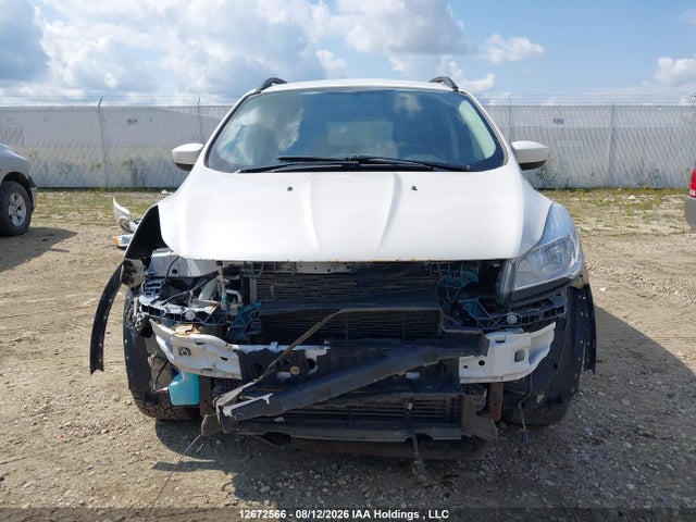 2015 Ford Escape Se მანქანა იყიდება აუქციონზე, vin: 1FMCU9G95FUC50356, აუქციონის ნომერი: 12672566