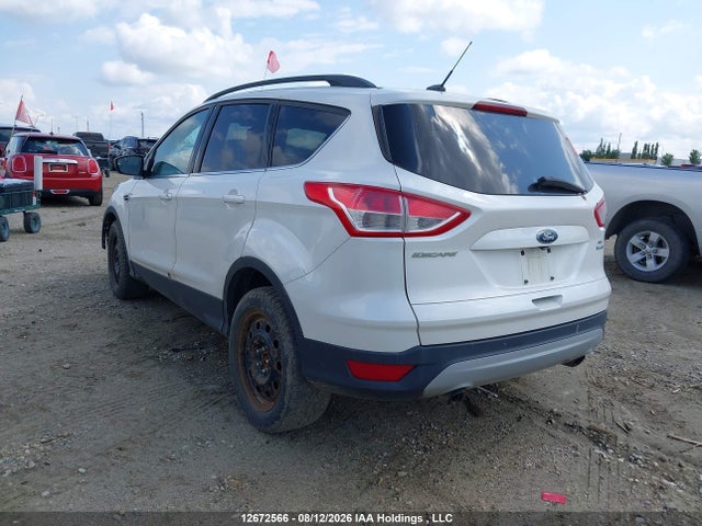 2015 Ford Escape Se მანქანა იყიდება აუქციონზე, vin: 1FMCU9G95FUC50356, აუქციონის ნომერი: 12672566