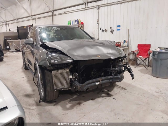 Продаж на аукціоні авто 2017 Porsche Cayenne Gts, vin: WP1AD2A2XHLA83059, номер лоту: 12672570