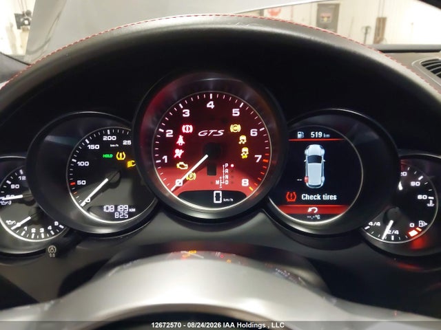 12672570 :رقم المزاد ، WP1AD2A2XHLA83059 vin ، 2017 Porsche Cayenne Gts مزاد بيع