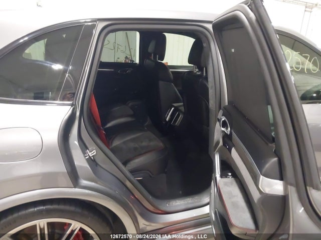 12672570 :رقم المزاد ، WP1AD2A2XHLA83059 vin ، 2017 Porsche Cayenne Gts مزاد بيع