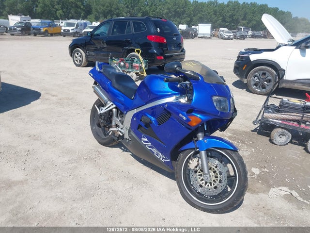 Продажа на аукционе авто 1996 Honda Vfr750 F, vin: JH2RC3628TM600052, номер лота: 12672572