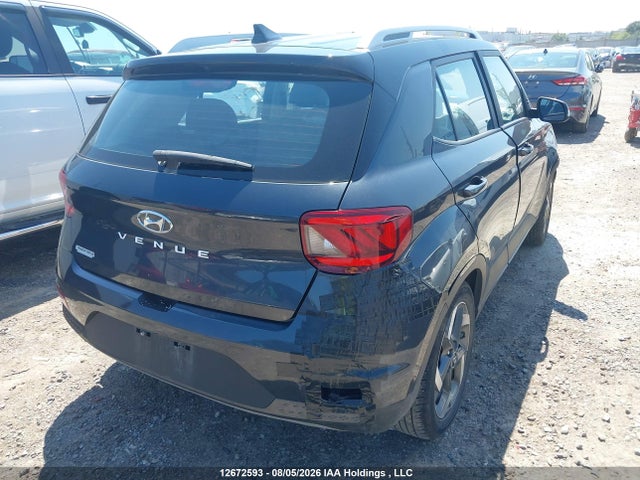 Hyundai Venue Sel/limited 2022 KMHRC8A31NU205926 Image 4