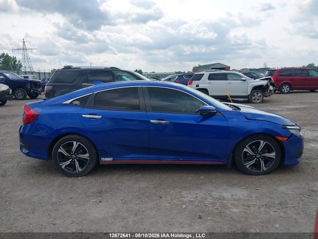 Honda Civic Touring 2018 2HGFC1F95JH108500 Image 13