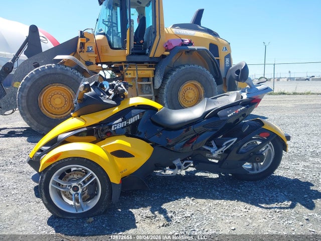 12672654 :رقم المزاد ، 2BXJAUA128V002678 vin ، 2008 Can-am Spyder Roadster Rs مزاد بيع