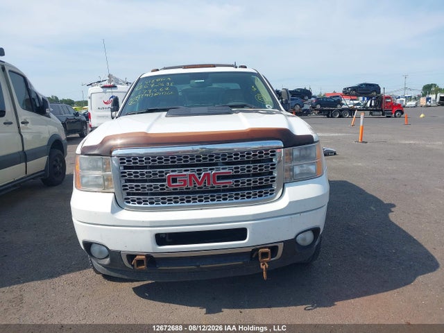 Auction sale of the 2011 Gmc Sierra 3500hd Denali, vin: 1GT426C82BF179562, lot number: 12672688