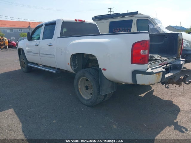 Auction sale of the 2011 Gmc Sierra 3500hd Denali, vin: 1GT426C82BF179562, lot number: 12672688