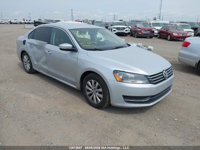 12672697 :رقم المزاد ، 1VWAH7A33DC105311 vin ، 2013 Volkswagen Passat S مزاد بيع