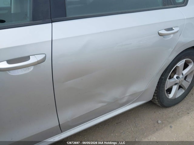 12672697 :رقم المزاد ، 1VWAH7A33DC105311 vin ، 2013 Volkswagen Passat S مزاد بيع