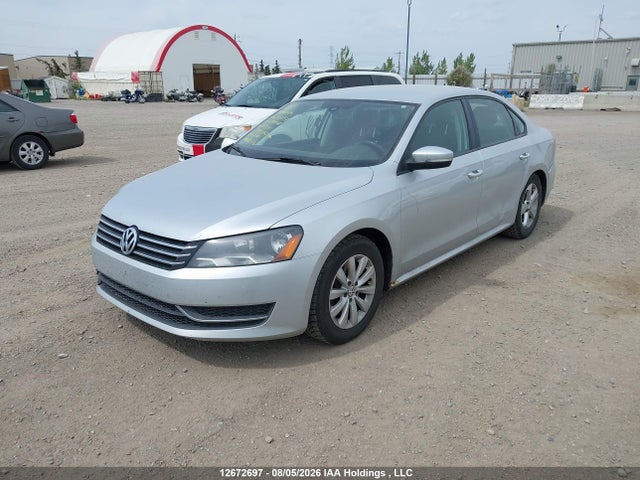 12672697 :رقم المزاد ، 1VWAH7A33DC105311 vin ، 2013 Volkswagen Passat S مزاد بيع