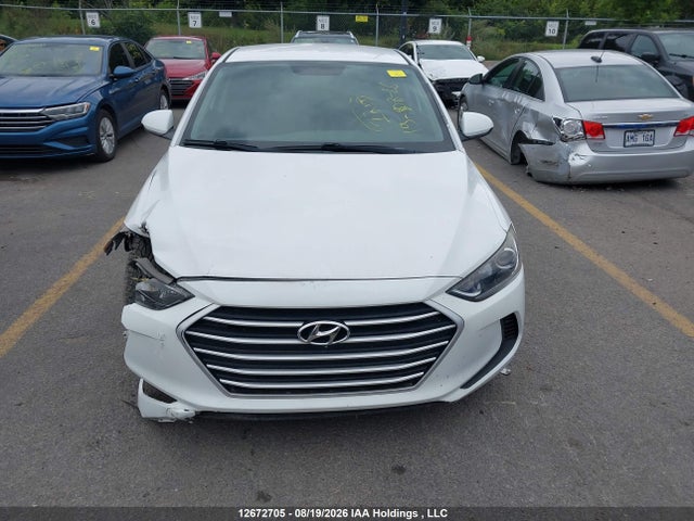 Hyundai Elantra Le 2017 5NPD74LF1HH090472 Image 12