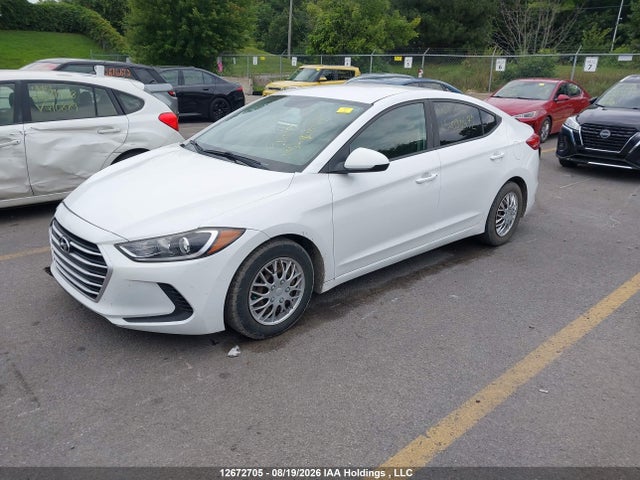 Hyundai Elantra Le 2017 5NPD74LF1HH090472 Image 2