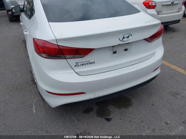 Hyundai Elantra Le 2017 5NPD74LF1HH090472 Image 21