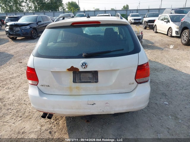 Aukcja sprzedaży 2011 Volkswagen Golf 2.5l Comfortline/2.5l Trendline, vin: 3VWPX7AJ4BM648884, numer aukcji: 12672711