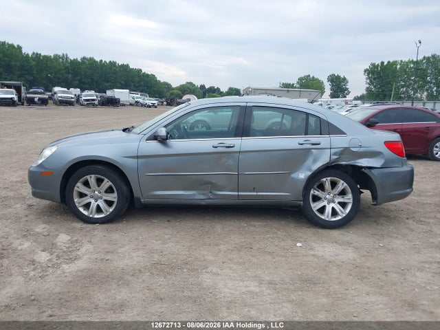 Продаж на аукціоні авто 2010 Chrysler Sebring Limited, vin: 1C3CC5FD3AN118449, номер лоту: 12672713