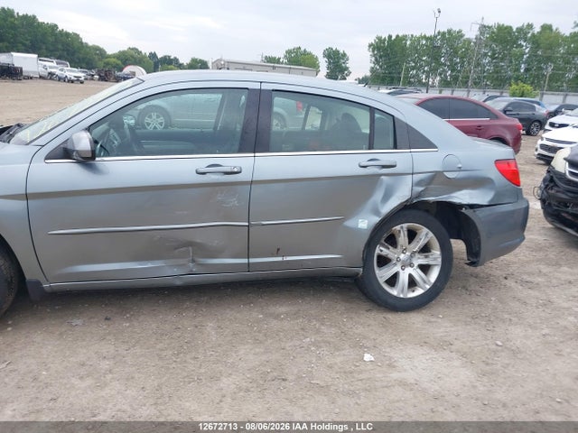 Продаж на аукціоні авто 2010 Chrysler Sebring Limited, vin: 1C3CC5FD3AN118449, номер лоту: 12672713