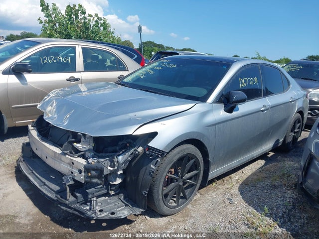 Auction sale of the 2018 Toyota Camry L/le/xle/se/xse, vin: 4T1B11HK1JU024735, lot number: 12672734