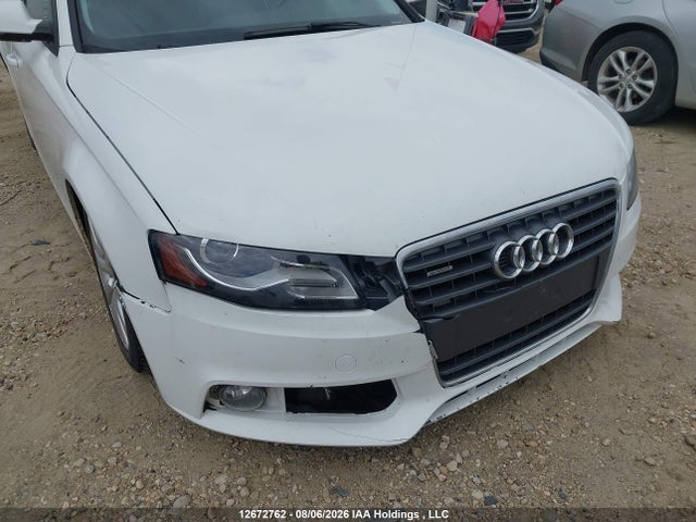 Продажа на аукционе авто 2012 Audi A4 2.0t, vin: WAUBFCFLXCN000201, номер лота: 12672762