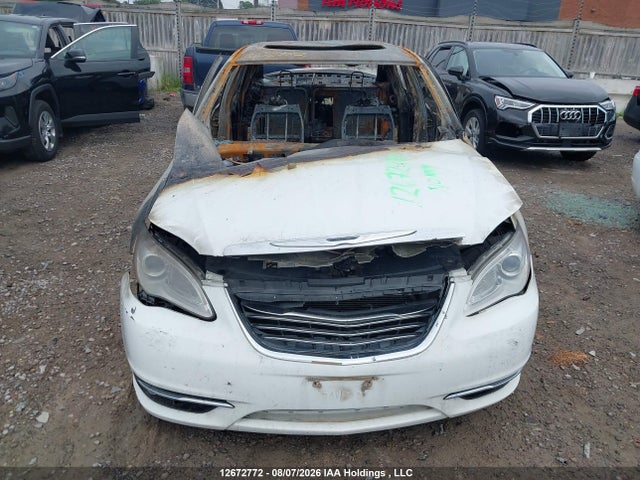 12672772 :رقم المزاد ، 1C3CCBCG7EN178155 vin ، 2014 Chrysler 200 Limited مزاد بيع