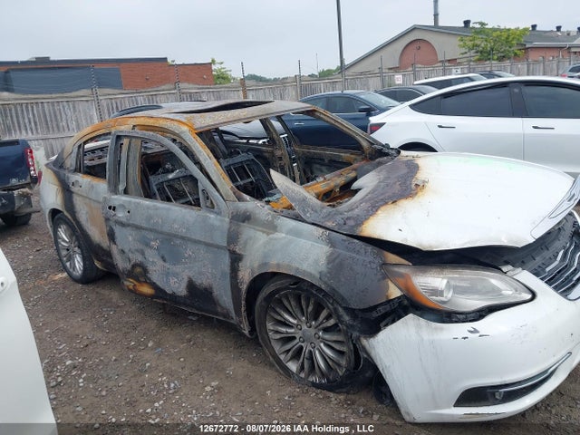 12672772 :رقم المزاد ، 1C3CCBCG7EN178155 vin ، 2014 Chrysler 200 Limited مزاد بيع